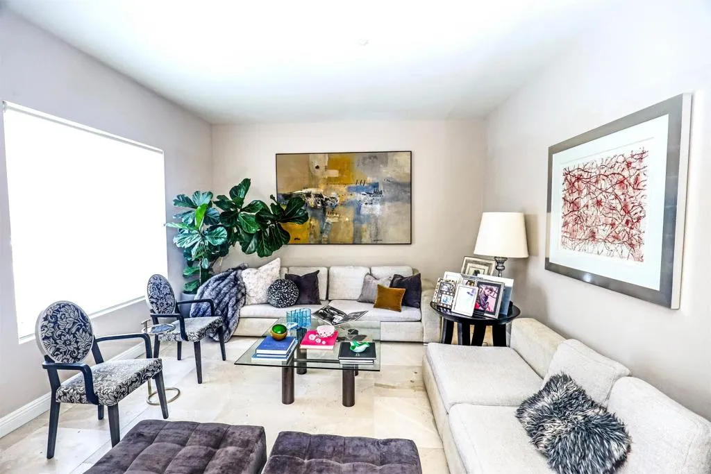 https://cdn.realtyfeed.com/cdn/127/306573075/fc8388d00e00e77fbc96d40e97cc3e49.webp