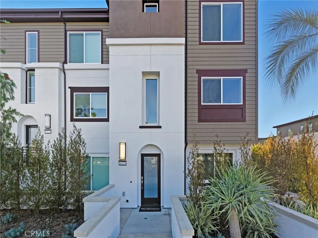https://cdn.realtyfeed.com/cdn/127/306573095/968689db8ded7241390020f4a622a126.webp