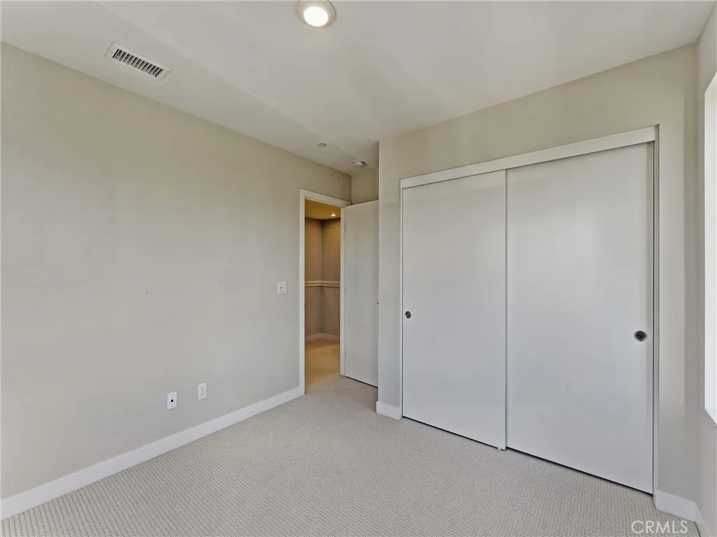https://cdn.realtyfeed.com/cdn/127/306573095/abb1ac46f9cc7aa66fb14c2194d34184.webp