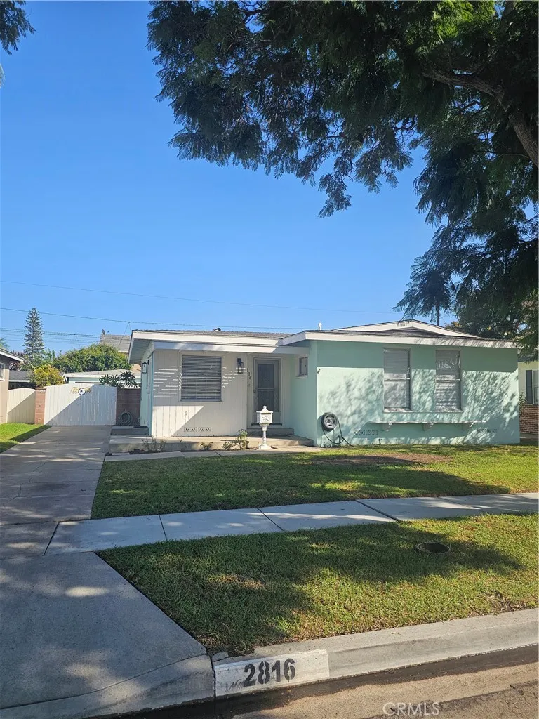 Long Beach, CA 90815