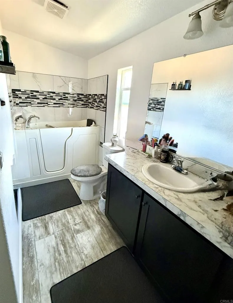https://cdn.realtyfeed.com/cdn/127/306573107/e0c750ebfa6f31c3128a5ad70bc2ff68.webp