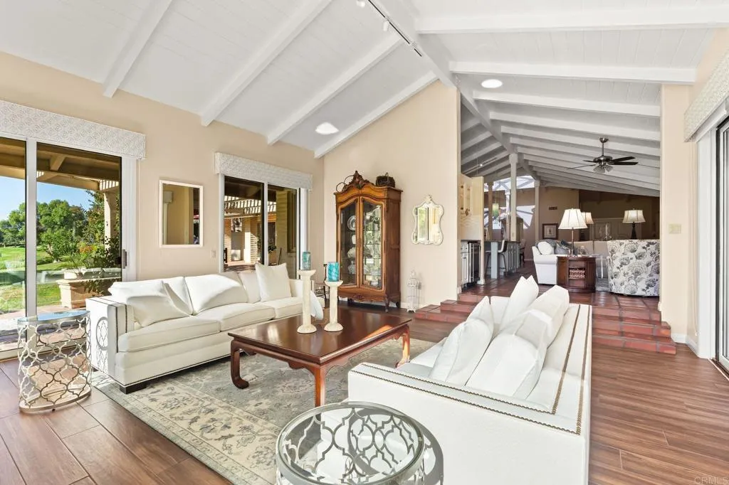 https://cdn.realtyfeed.com/cdn/127/306573109/b75ac65987c344b5608080efbdfed209.webp