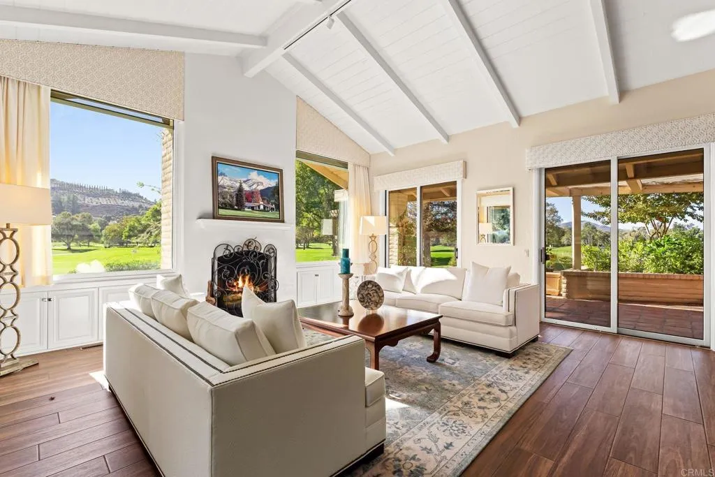 https://cdn.realtyfeed.com/cdn/127/306573109/d4f2555c13ba858008b81004874aabcb.webp