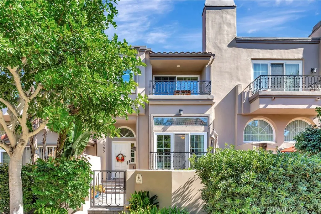 Huntington Beach, CA 92648