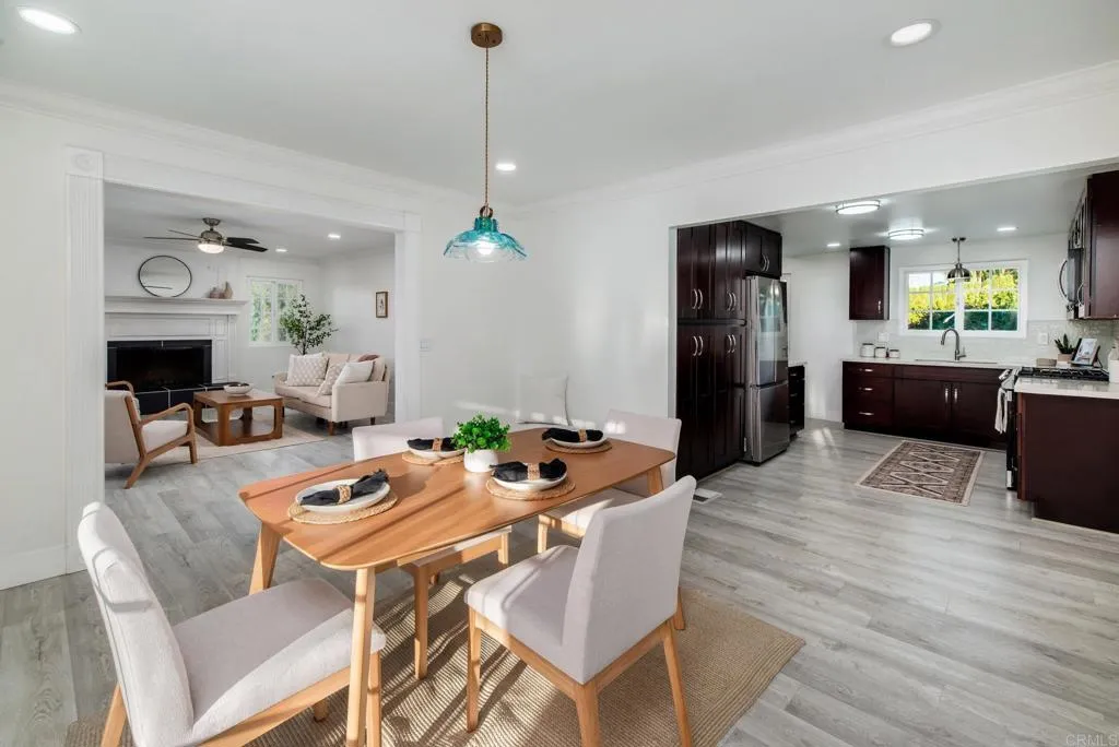 https://cdn.realtyfeed.com/cdn/127/306573180/39d44719543bd0402e5fd24cc70b1e5b.webp