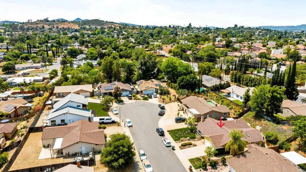 https://cdn.realtyfeed.com/cdn/127/306573185/6e091afa5015937da353c6688fadc0b3.webp
