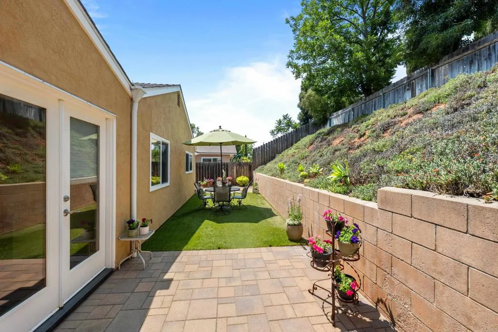 https://cdn.realtyfeed.com/cdn/127/306573185/c1d07ce72df977ffcb6e7fbca071c8b2.webp