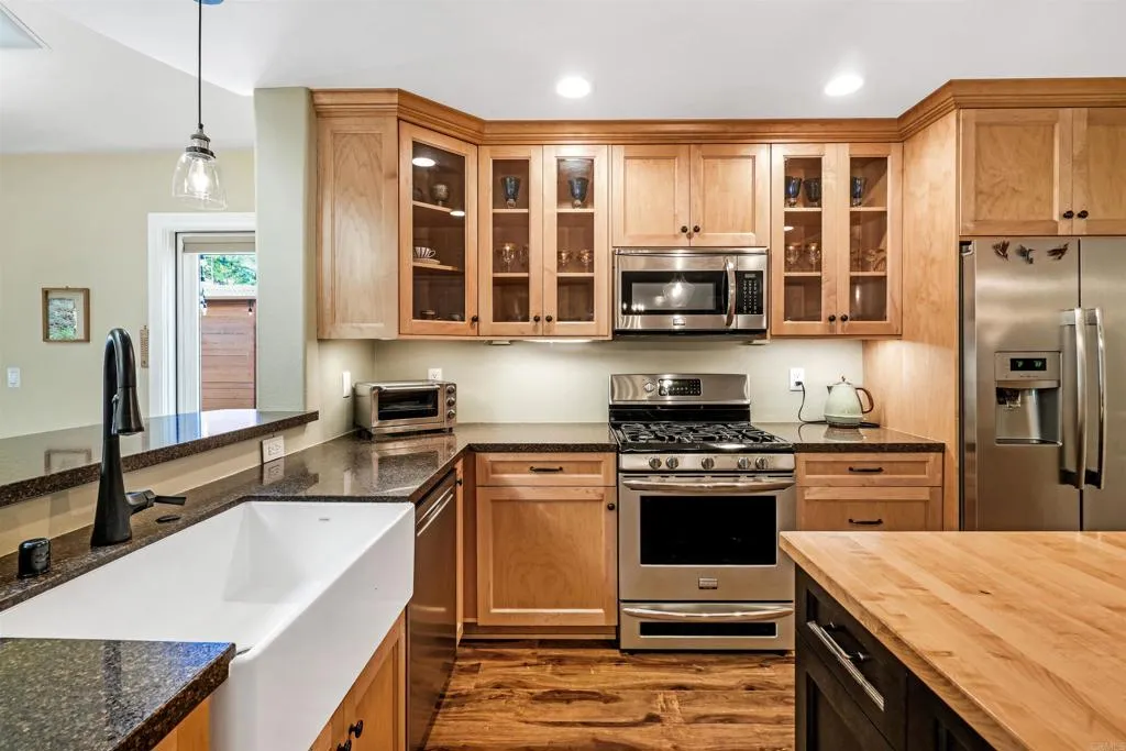 https://cdn.realtyfeed.com/cdn/127/306573185/c4ab31711c02d4d1b6a0579372b67de7.webp