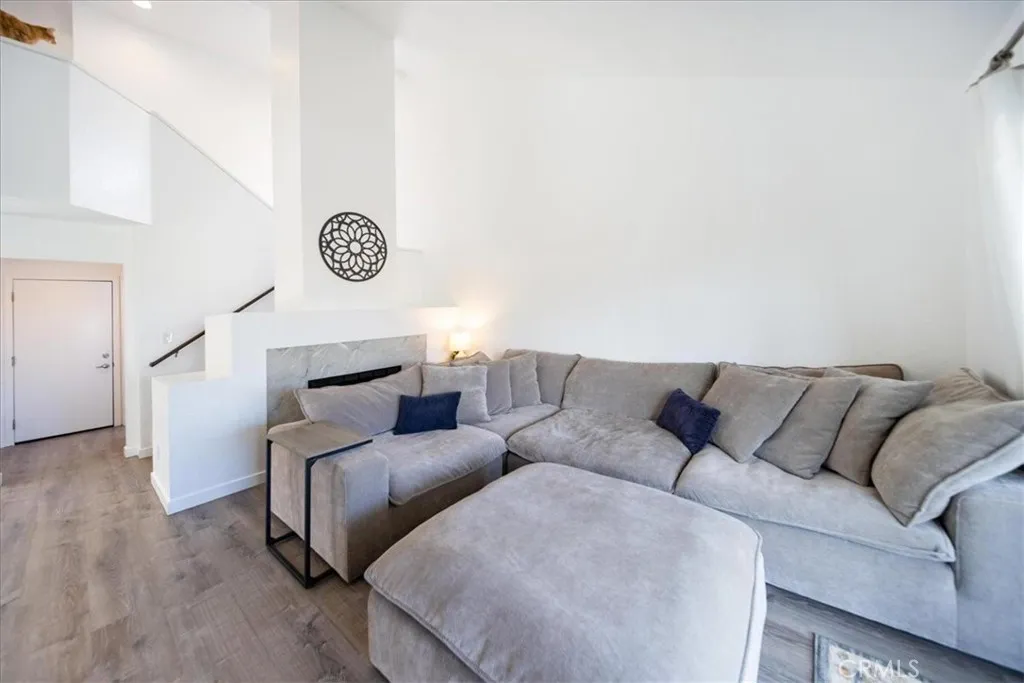 https://cdn.realtyfeed.com/cdn/127/306573270/273ddcc75c49096a11f90a18ac688c8b.webp
