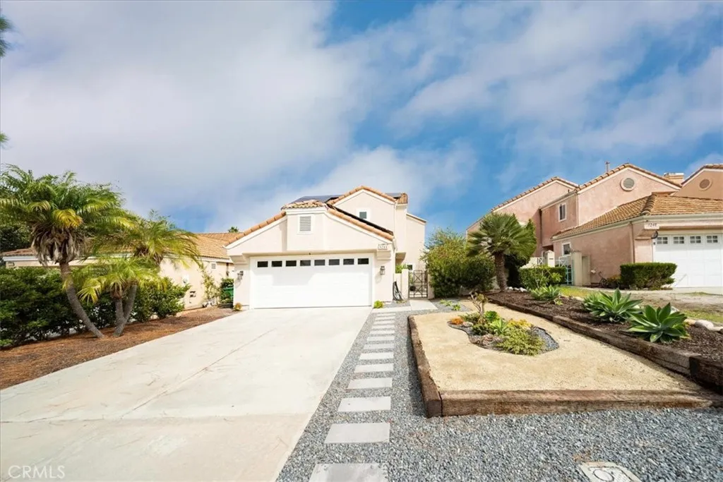 https://cdn.realtyfeed.com/cdn/127/306573270/a46d43ab80f33d6d61047bb3d4e7af39.webp