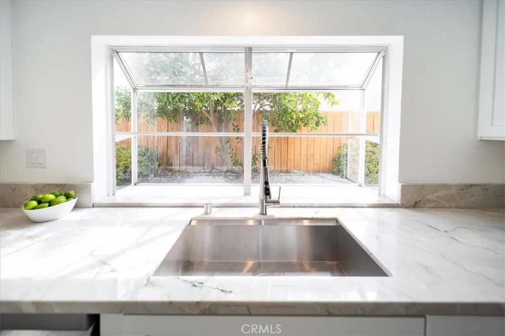 https://cdn.realtyfeed.com/cdn/127/306573270/d06ec2e8debbd384c7b970eefb473074.webp