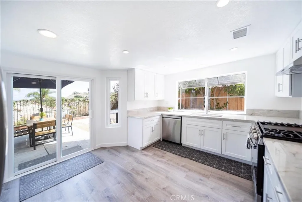 https://cdn.realtyfeed.com/cdn/127/306573270/e20820b9b19ebf9b932da5d04001d23c.webp
