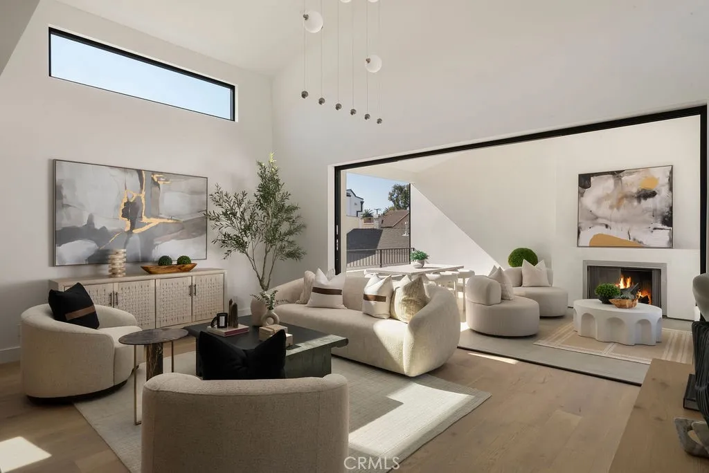 Corona Del Mar, CA 92625