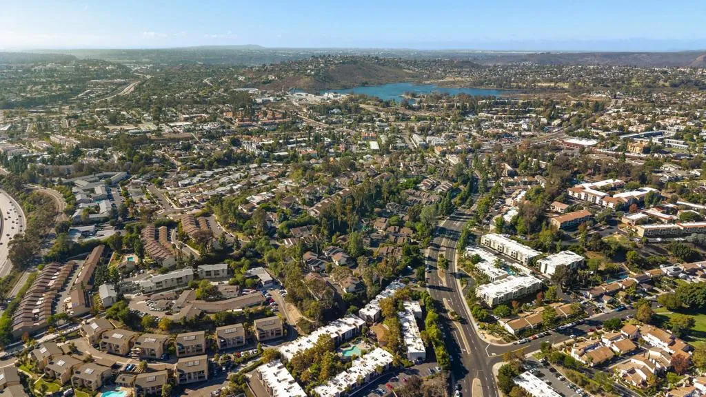 https://cdn.realtyfeed.com/cdn/127/306573541/2750b0fb9f270d69e4dbf46845378c94.webp