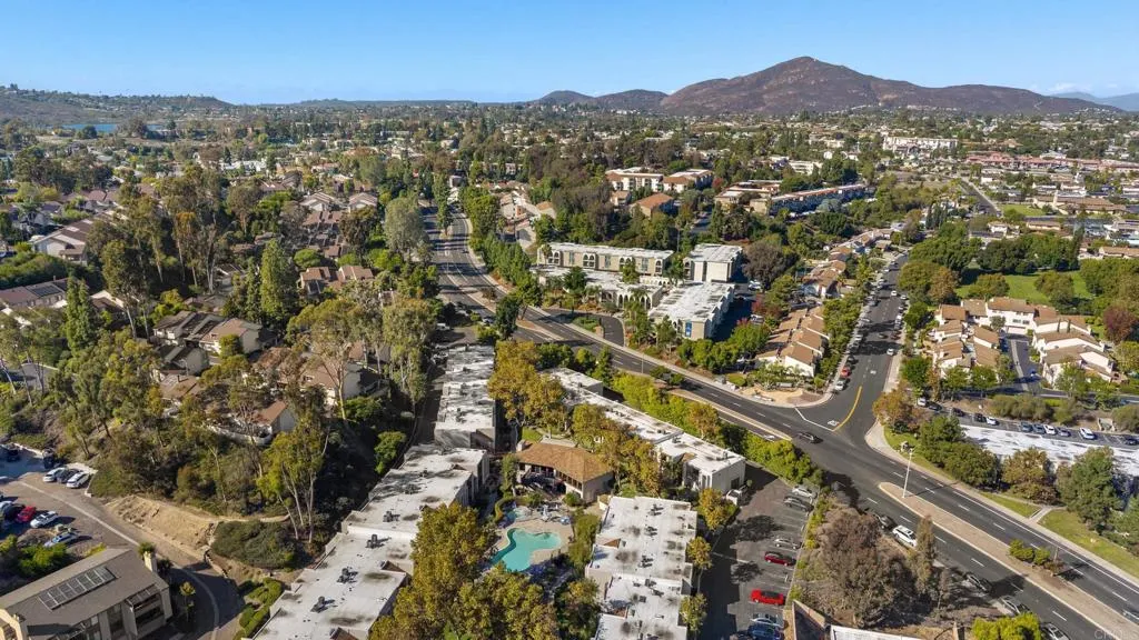 https://cdn.realtyfeed.com/cdn/127/306573541/dd6ecebd38436186f148612688a4b5a7.webp
