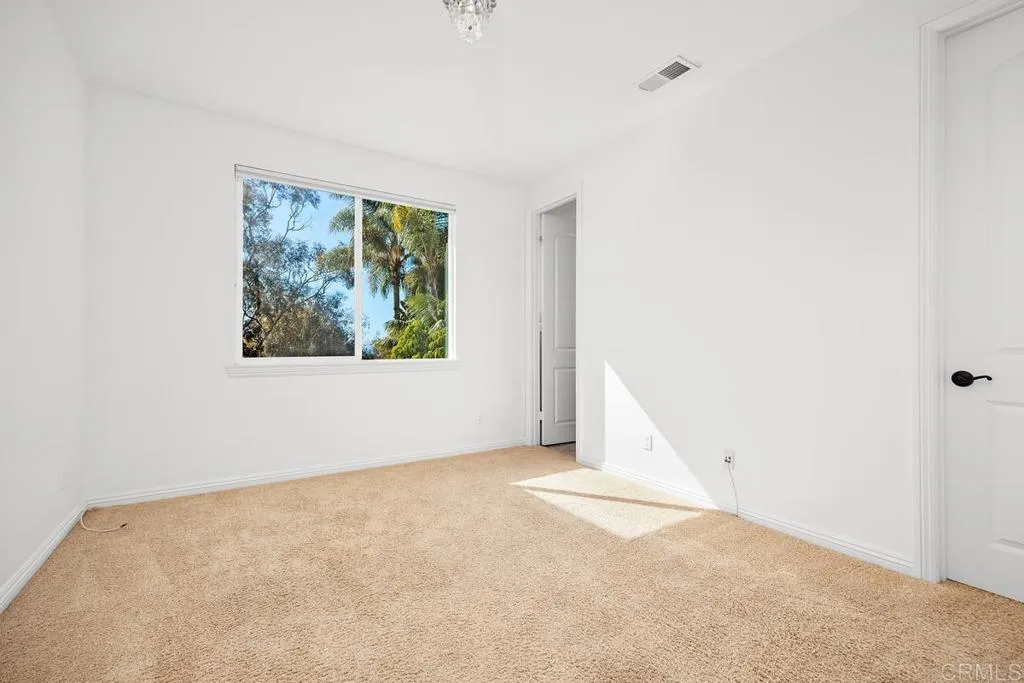 https://cdn.realtyfeed.com/cdn/127/306573584/18387a3133a1f336f19530198454f2df.webp