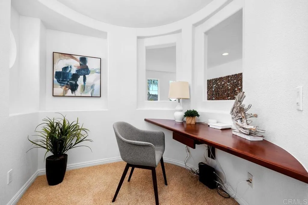 https://cdn.realtyfeed.com/cdn/127/306573584/75234aa14e9f4812adb4f89b51c2ee7c.webp
