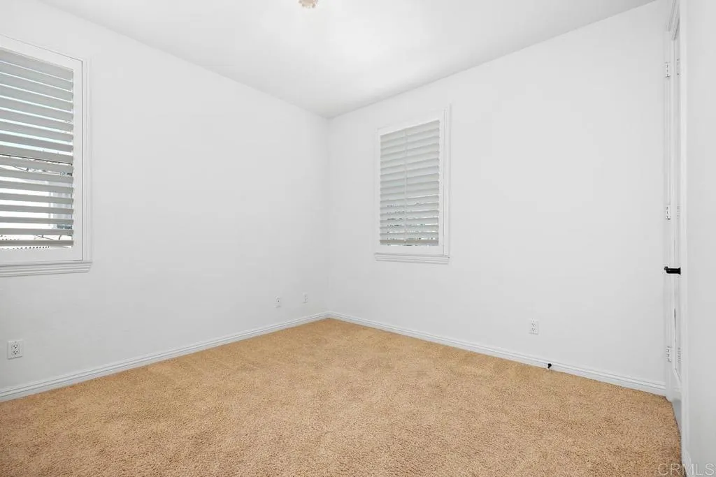 https://cdn.realtyfeed.com/cdn/127/306573584/ffb7dcba2b3fc0a4ebf2a21d31a55c8b.webp