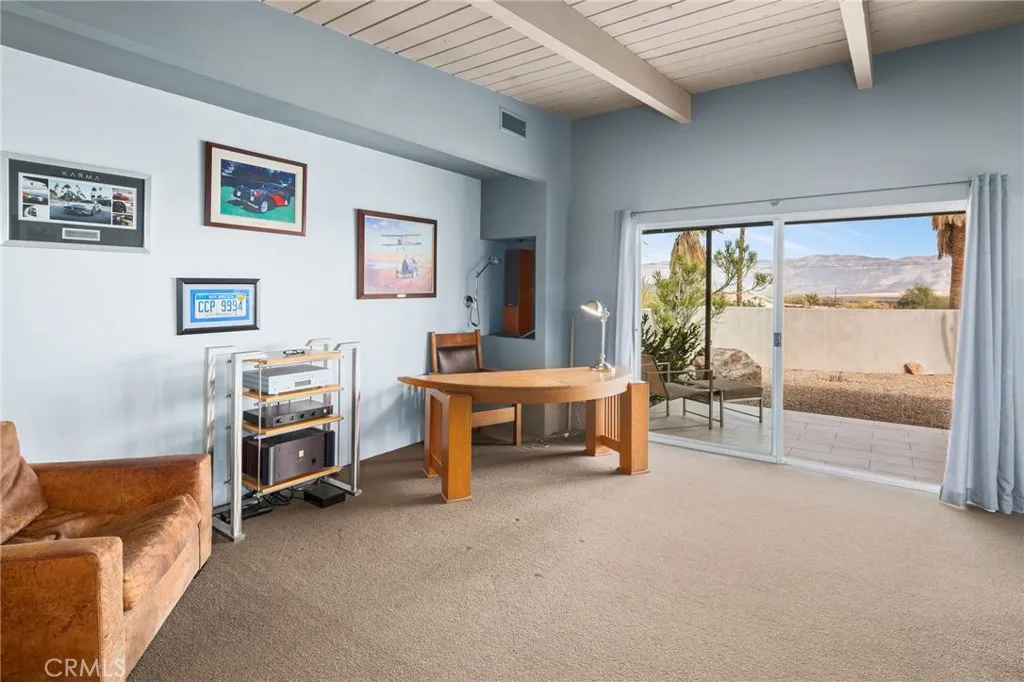https://cdn.realtyfeed.com/cdn/127/306573589/04a3e44d962adea306f8e5d879359200.webp