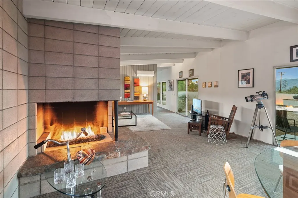 https://cdn.realtyfeed.com/cdn/127/306573589/52e1579a3fd018c39d1f1fc1db1ead61.webp