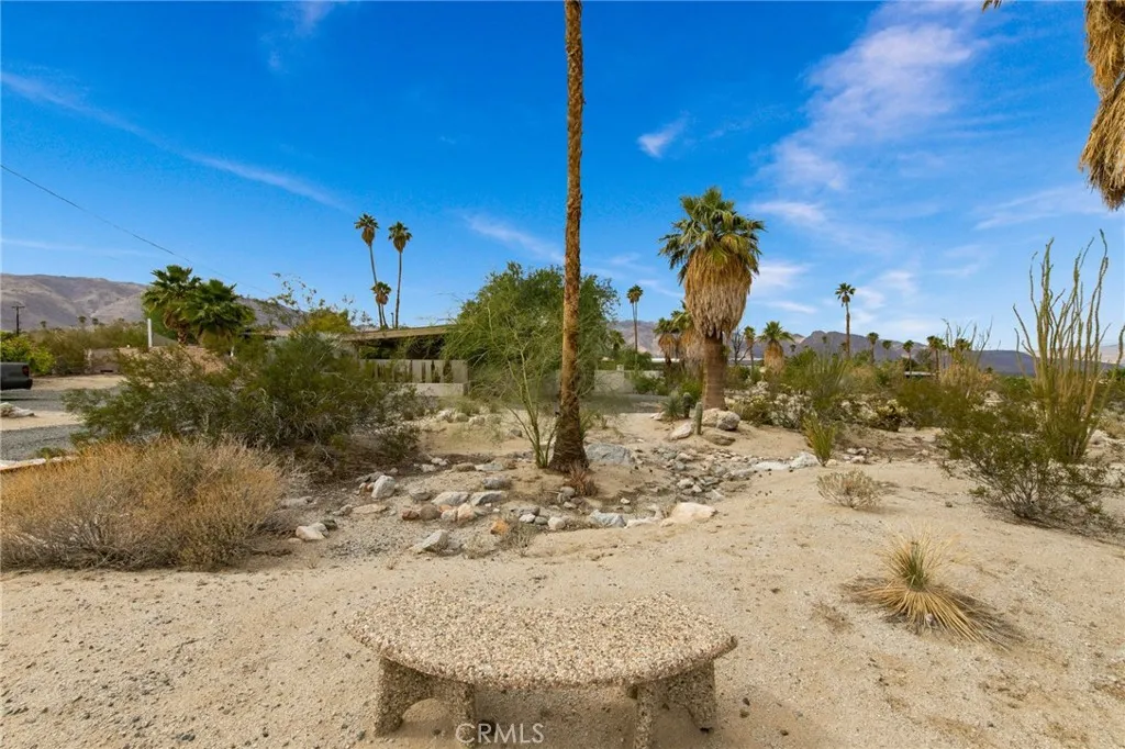 https://cdn.realtyfeed.com/cdn/127/306573589/5abd19af361d39d50bd7f865785d1cd5.webp