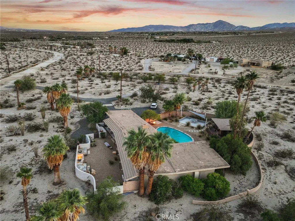 https://cdn.realtyfeed.com/cdn/127/306573589/76b26b9ded680e30d1a8b6781d1d9988.webp