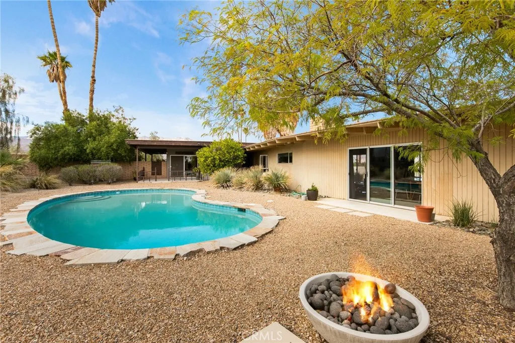 https://cdn.realtyfeed.com/cdn/127/306573589/fa3c912c7dd9c273f3fe0cea7da800e2.webp