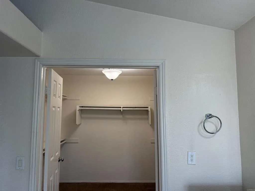 https://cdn.realtyfeed.com/cdn/127/306573592/20869696dc9e8b82b5fc43302f90d02b.webp