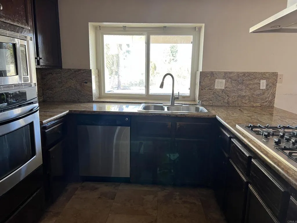 https://cdn.realtyfeed.com/cdn/127/306573592/614c70c74b074e8f6772174f99674b69.webp