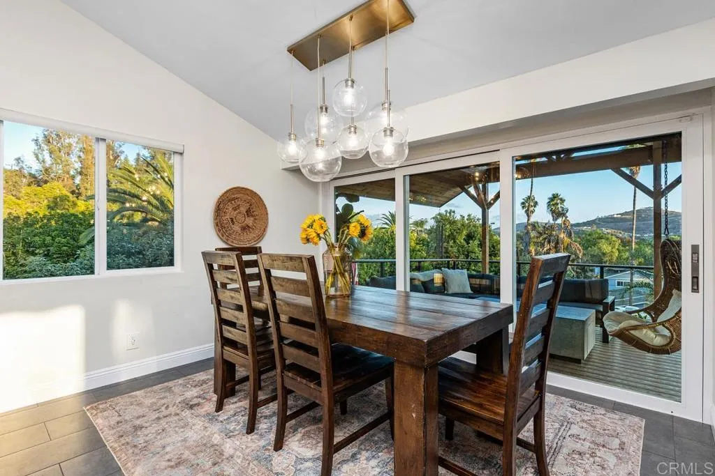 https://cdn.realtyfeed.com/cdn/127/306573669/2d4624638823e9ef0582212c83554a86.webp