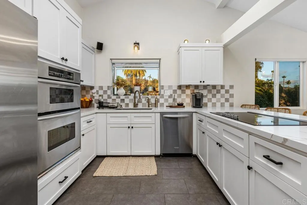 https://cdn.realtyfeed.com/cdn/127/306573669/c3703c332ffece75fb94720ffca0dd37.webp
