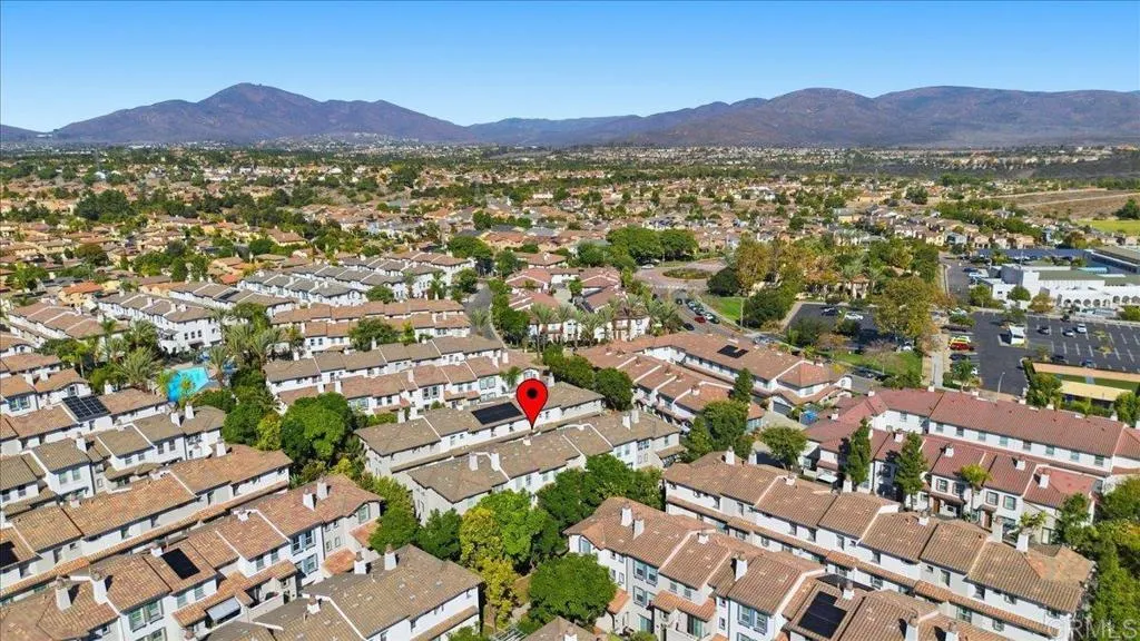 https://cdn.realtyfeed.com/cdn/127/306573672/ad1a6099065ce05227af1713816f2e32.webp