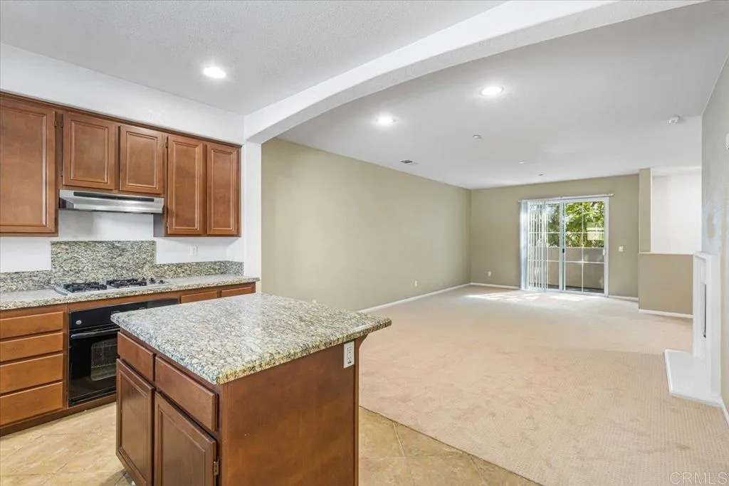 Photo #8: PTP2508073 Listing: Photo #8