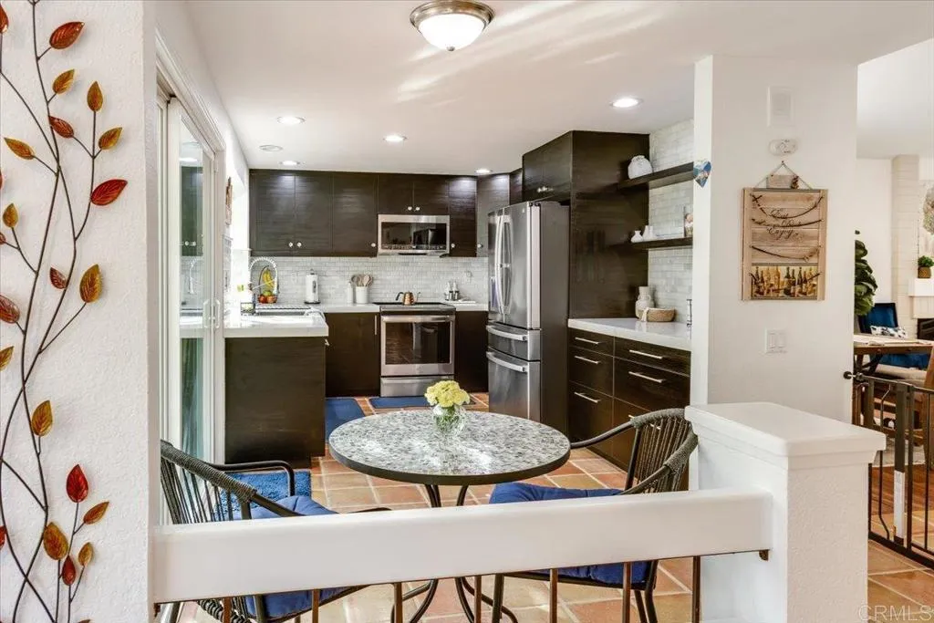 https://cdn.realtyfeed.com/cdn/127/306573691/61e40d7a78fb07300ce96ed8f27bf21a.webp