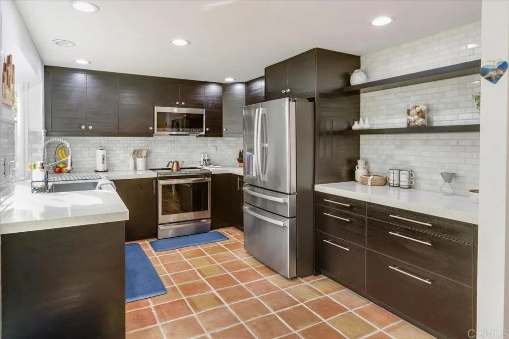 https://cdn.realtyfeed.com/cdn/127/306573691/a5ee2dd822776c0bc472300b29d814e2.webp