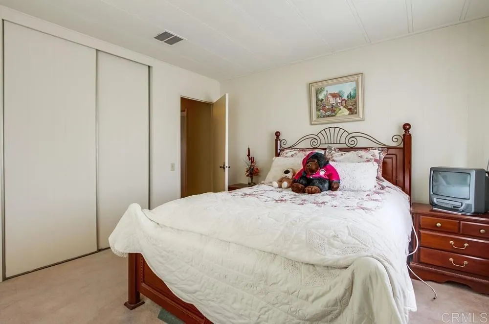 https://cdn.realtyfeed.com/cdn/127/306573721/435fdc02b7e7b6f5f3705c8b20f11a06.webp
