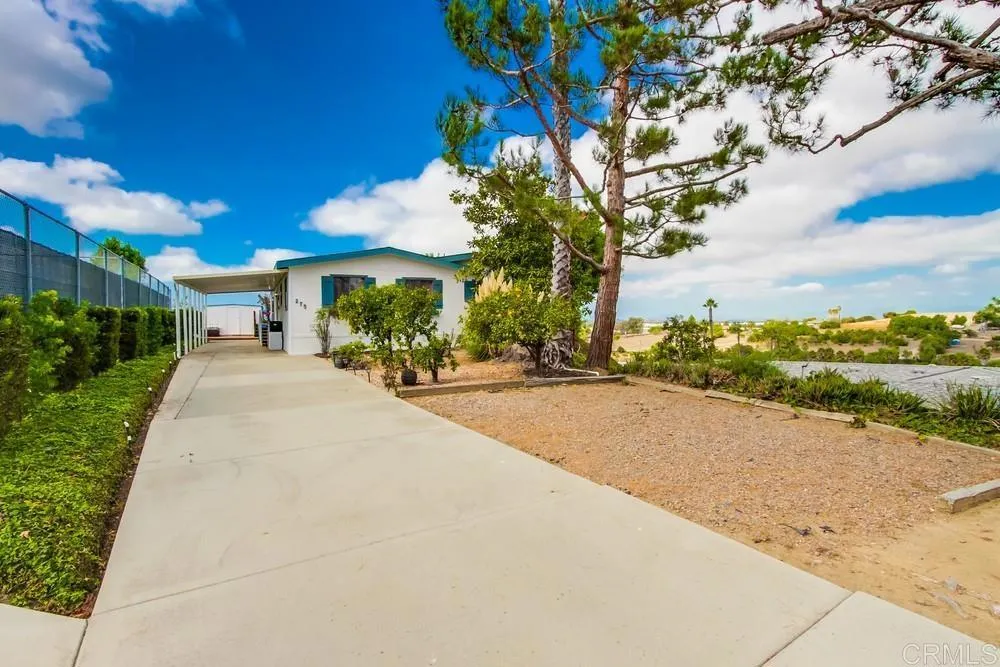 https://cdn.realtyfeed.com/cdn/127/306573721/b75e763adc149b34d806b5613587b797.webp