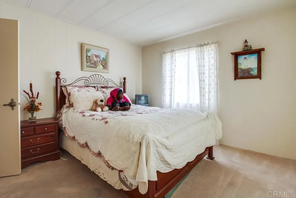 https://cdn.realtyfeed.com/cdn/127/306573721/cdb052527428421d7fe86cb6196ce30d.webp