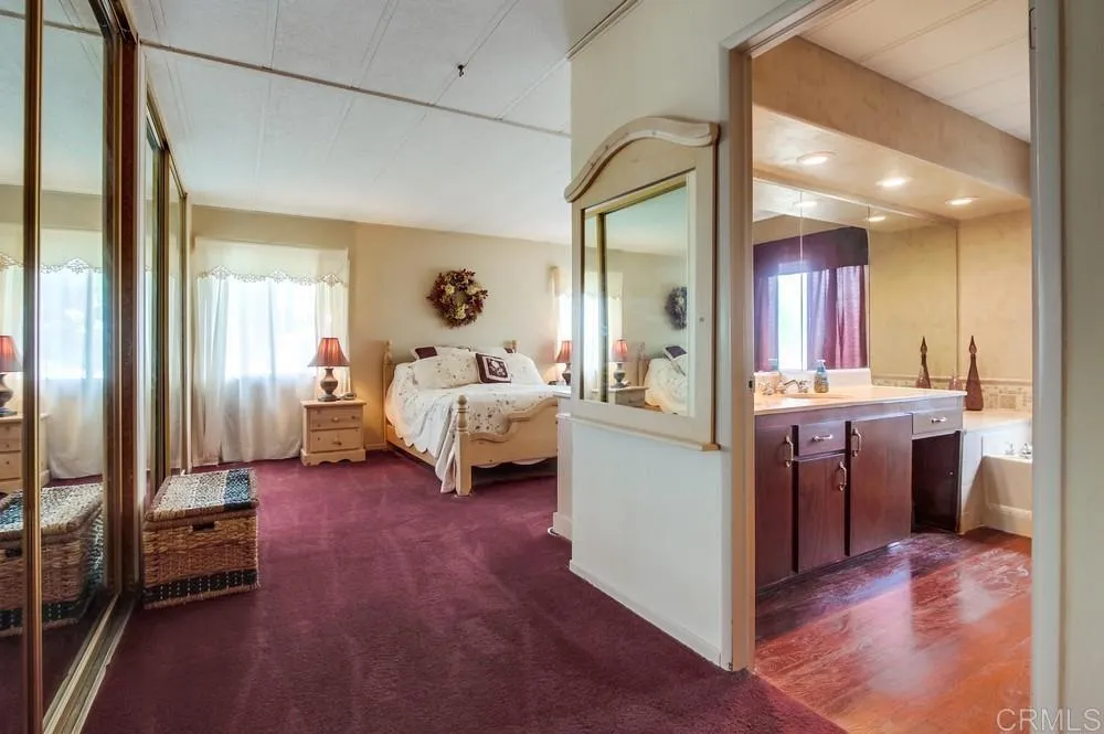 https://cdn.realtyfeed.com/cdn/127/306573721/e98d3536ebbf210e68f3d5815e65590b.webp