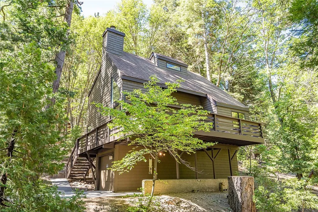Lake Arrowhead, CA 92325