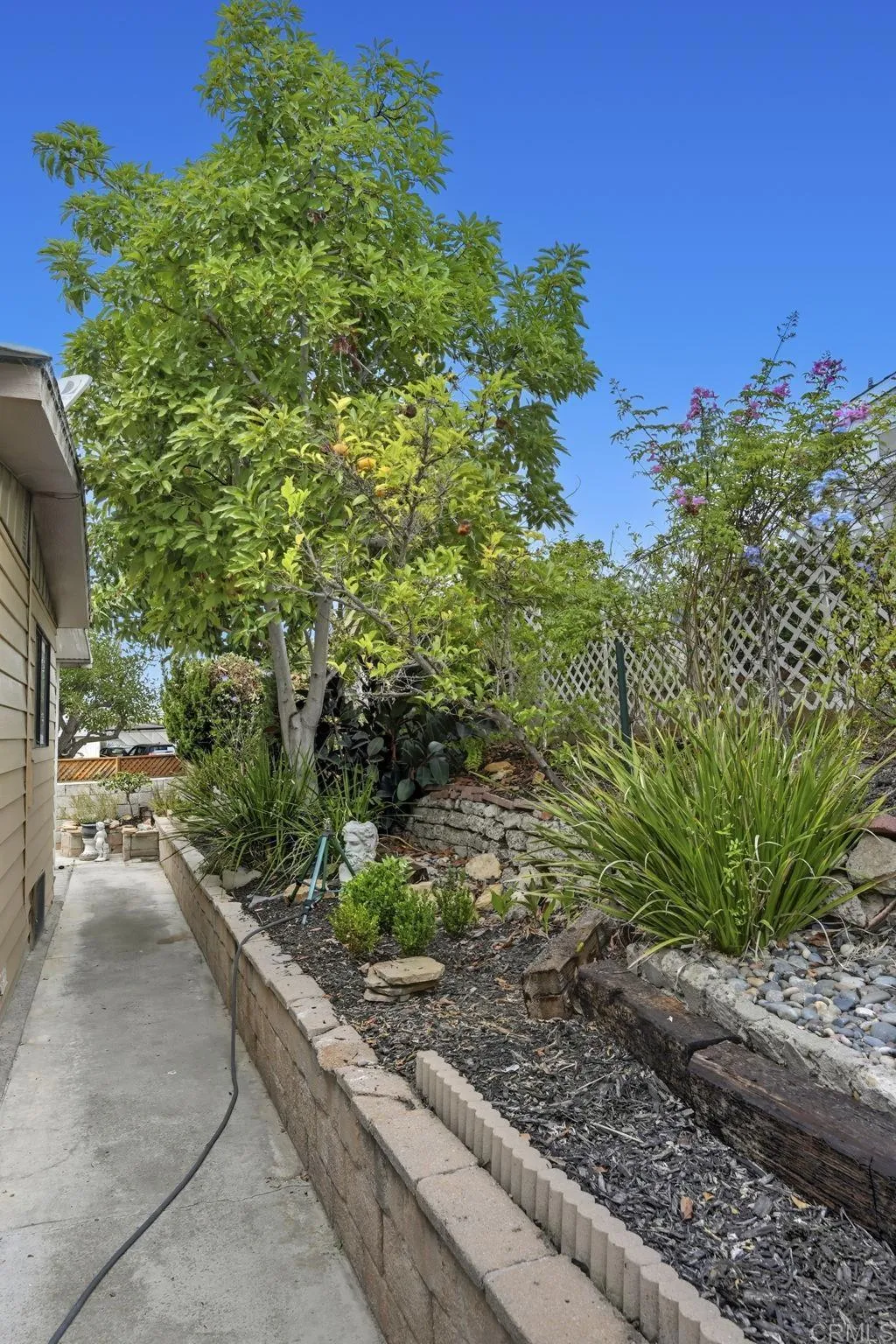 https://cdn.realtyfeed.com/cdn/127/306573806/14c150bdf90e03443a84c2b1ba8f420e.webp