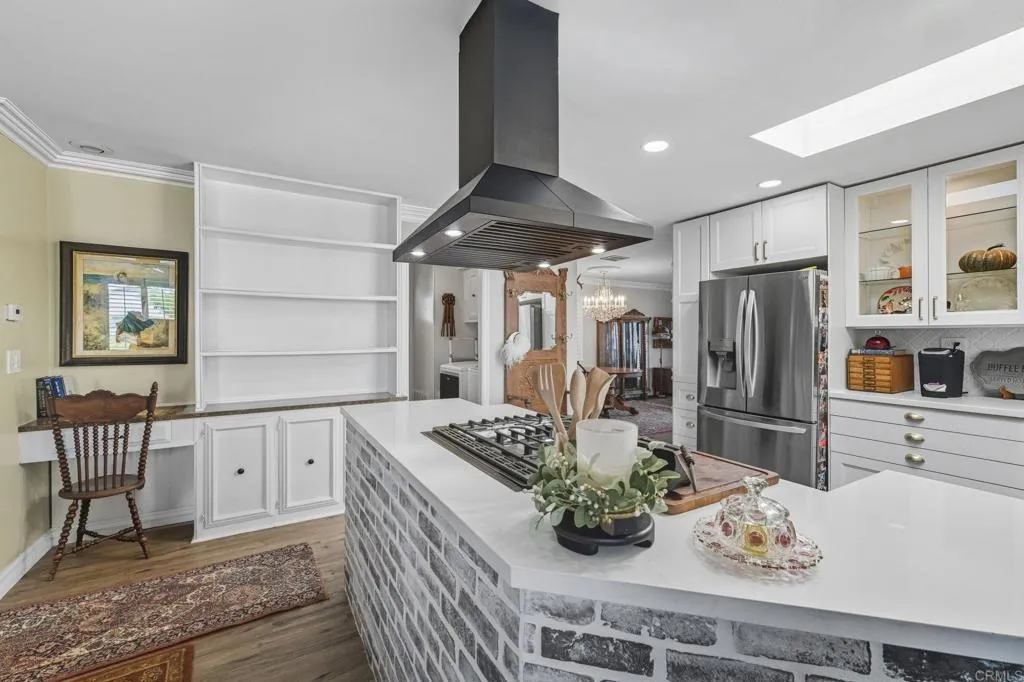 https://cdn.realtyfeed.com/cdn/127/306573806/b2a828f515c6a785a745c1d085d7b735.webp