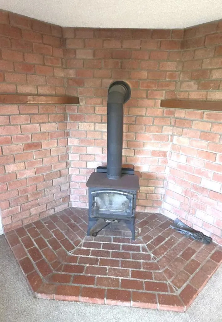 https://cdn.realtyfeed.com/cdn/127/306573851/fd696c413b9987c7c0683f68c4ab9578.webp