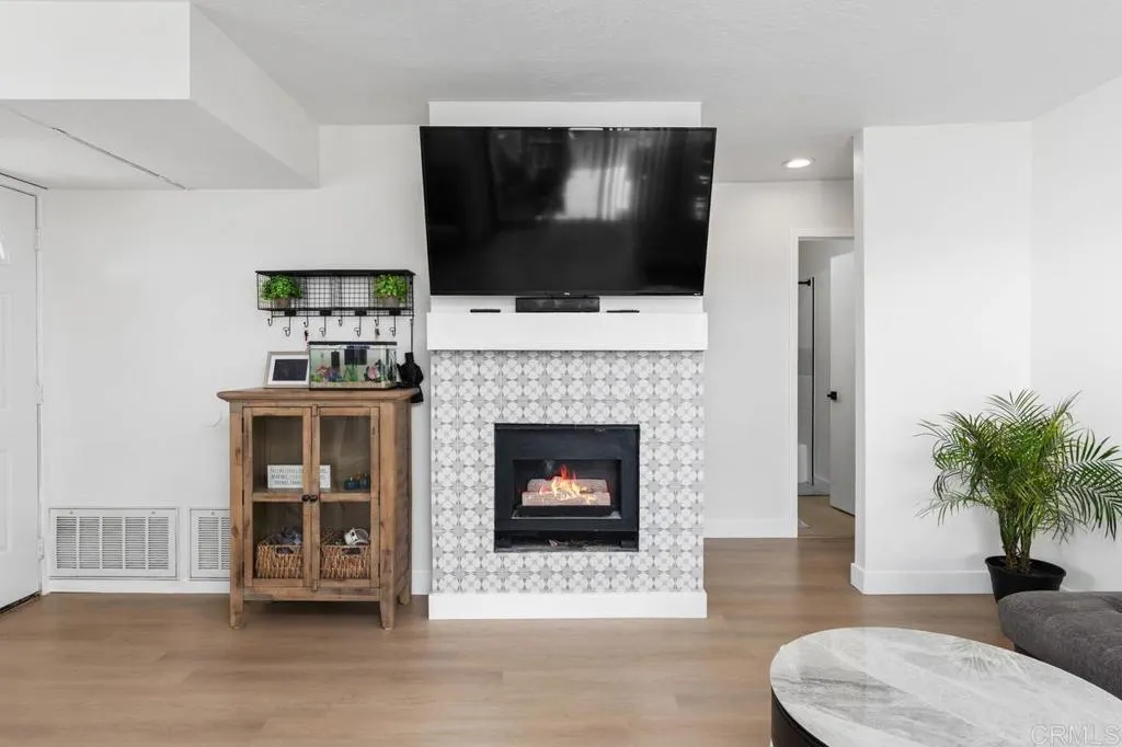 https://cdn.realtyfeed.com/cdn/127/306573890/589dd5b144d9facd6b5c4101564595ba.webp