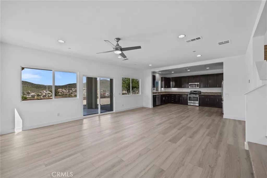35178 Fennel Lane, Lake Elsinore, CA 92532 - Photo 5 of 37, Lake Elsinore, CA