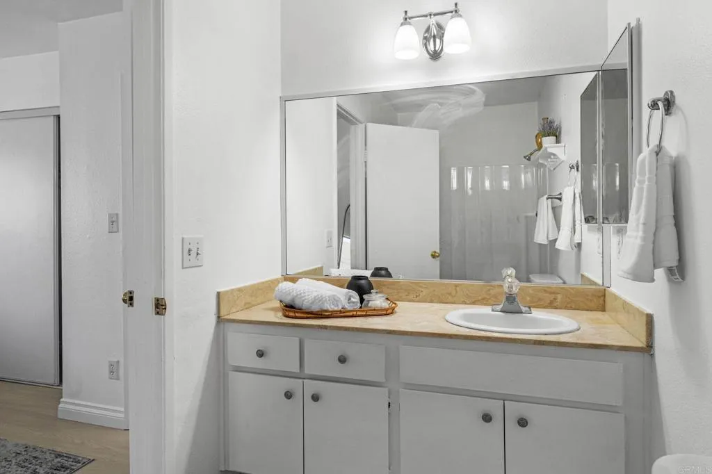 https://cdn.realtyfeed.com/cdn/127/306573959/7e8b4b2652e0194b1f2f0321d0fe3406.webp