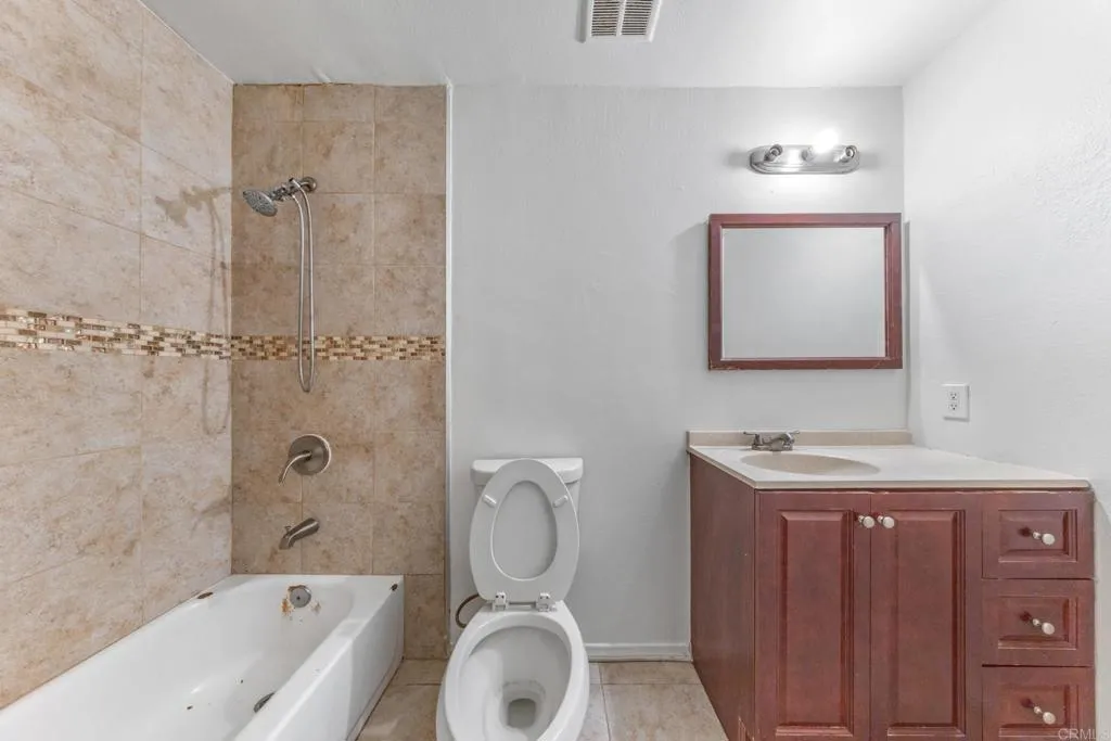 https://cdn.realtyfeed.com/cdn/127/306573965/80cc3133fbfce1bc9334996edab0d25c.webp