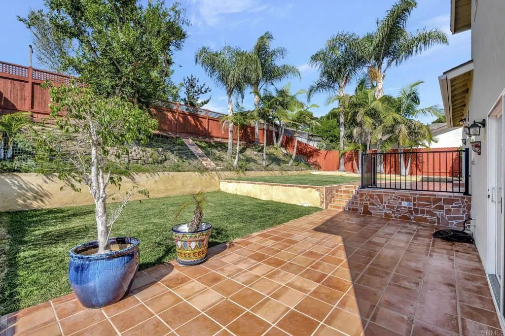https://cdn.realtyfeed.com/cdn/127/306573975/963c77c5ae6fc4f67cd1beb4b5ad96b2.webp