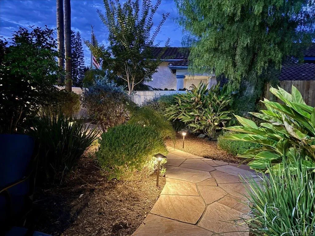 https://cdn.realtyfeed.com/cdn/127/306573996/5e9c43caeeb4caa2fc98be971285a33e.webp