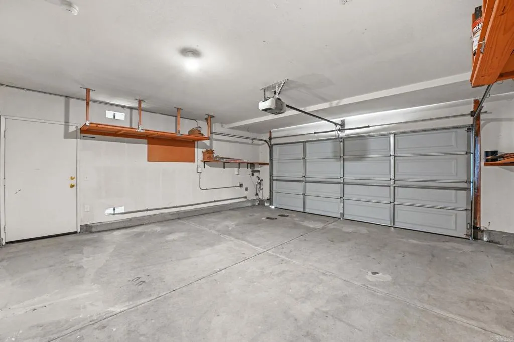https://cdn.realtyfeed.com/cdn/127/306574113/930eb95db3a848a5df2b80321223b48f.webp